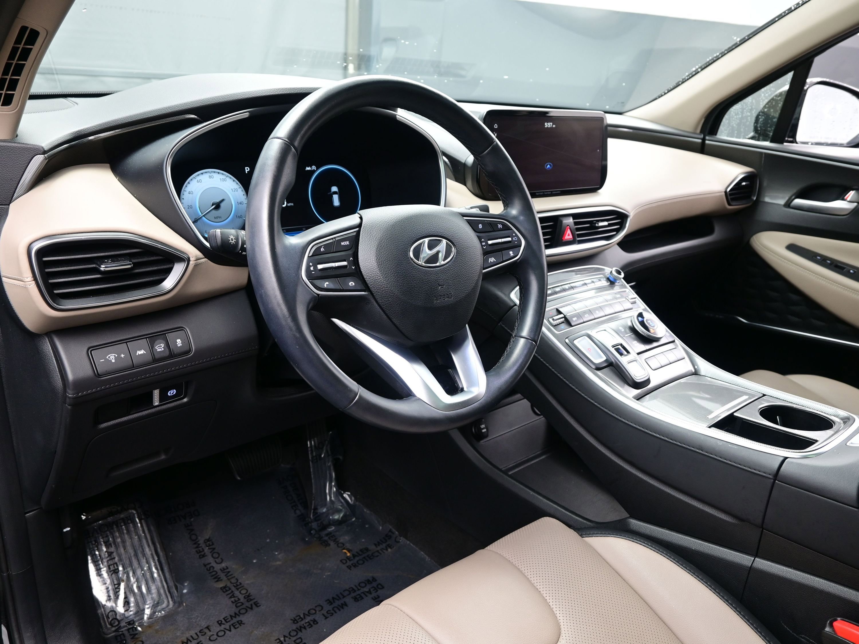 Used 2023 Hyundai Santa Fe SEL w/ Premium Package image 13