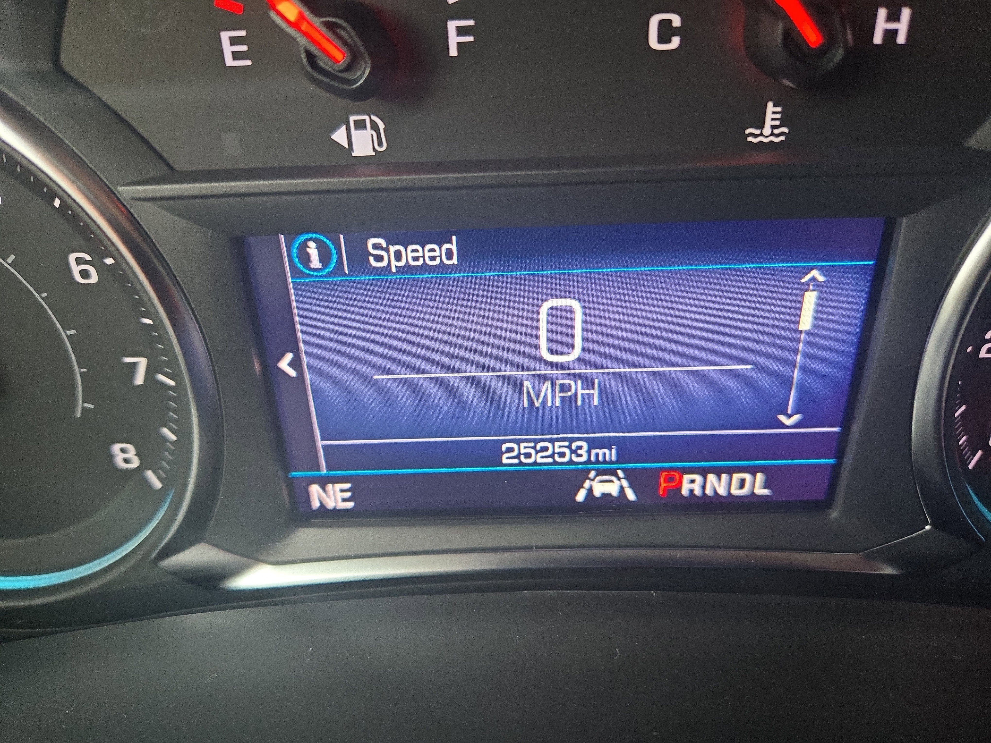 Certified 2022 Chevrolet Equinox RS w/ LPO, Floor Liner Package image 15