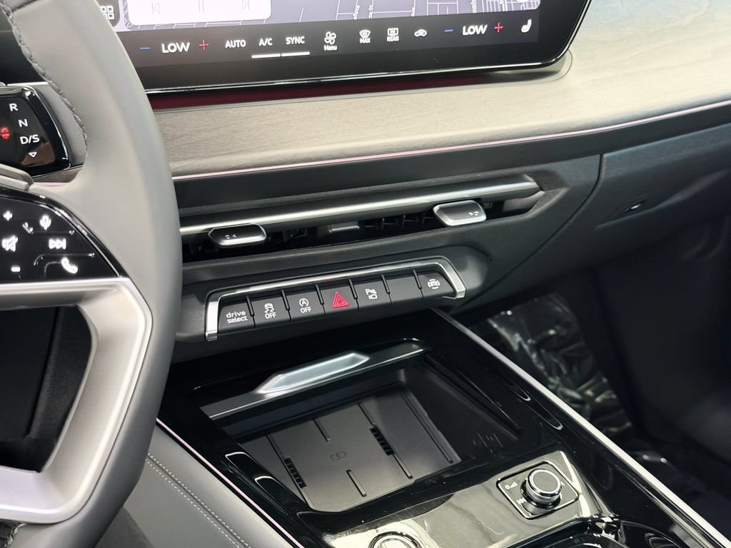New 2026 Audi Q3 quattro 2.0T AWD/4WD image 19