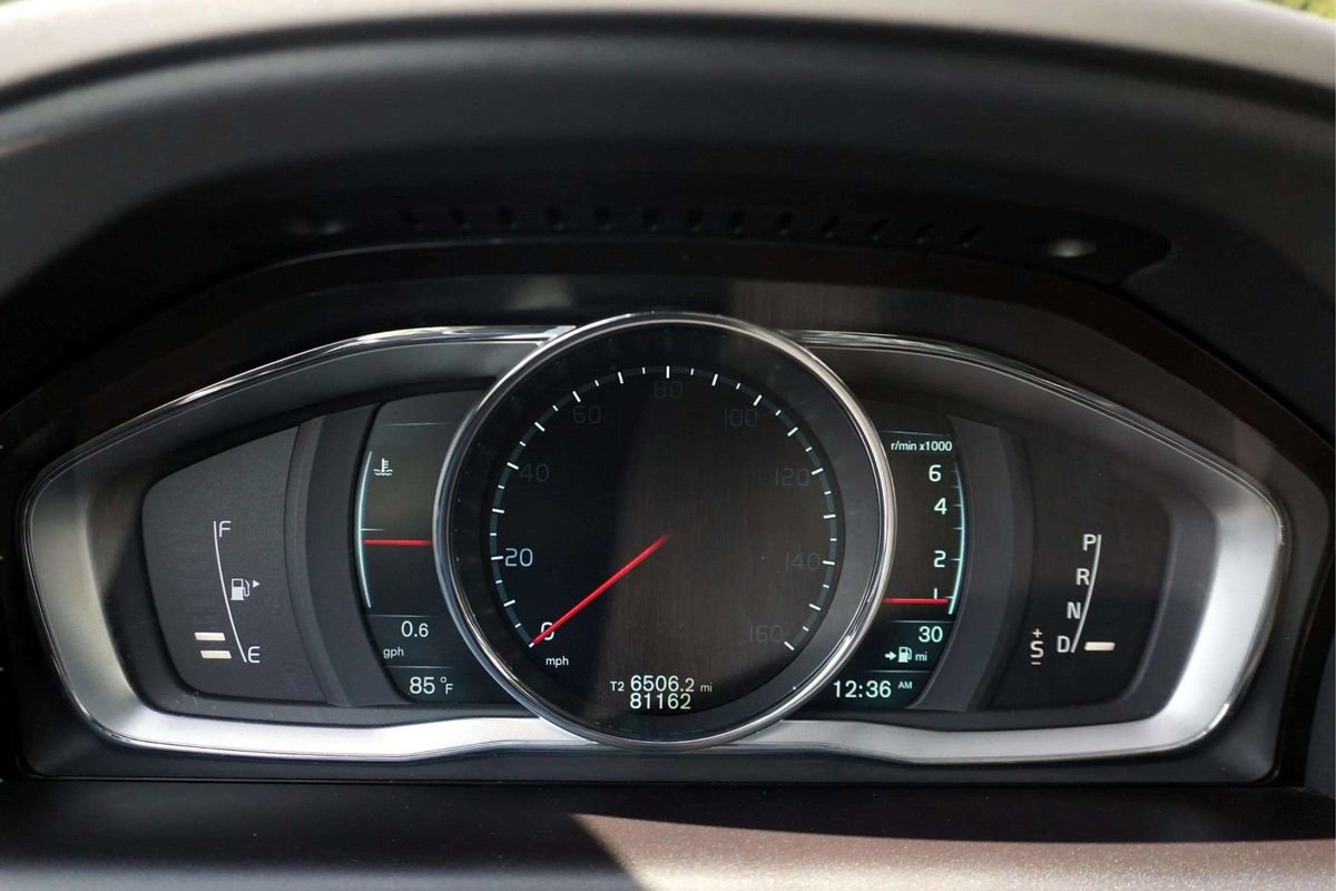 Used 2015 Volvo XC60 T6 Platinum AWD/4WD image 26