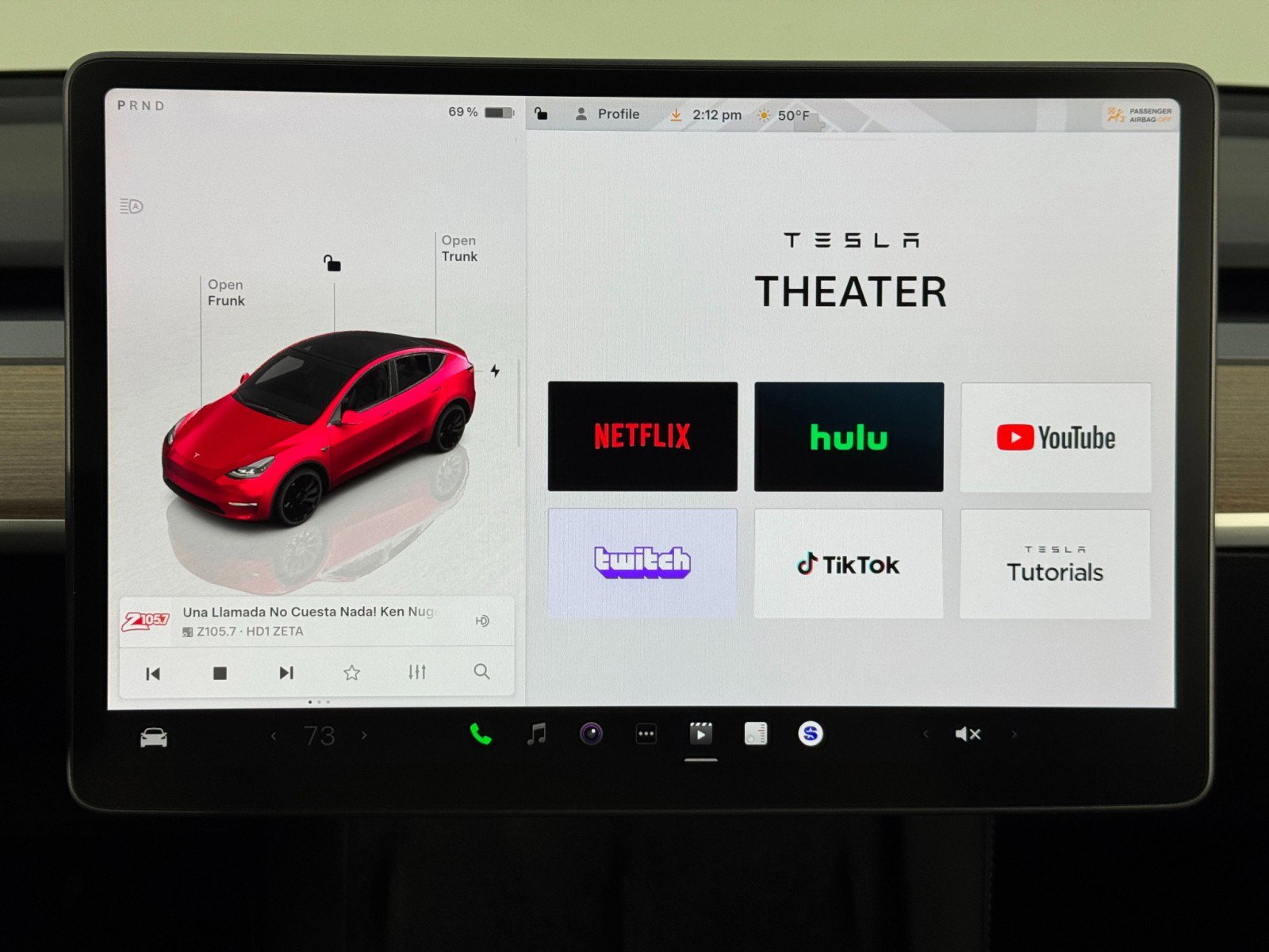 Used 2024 Tesla Model Y Performance image 32