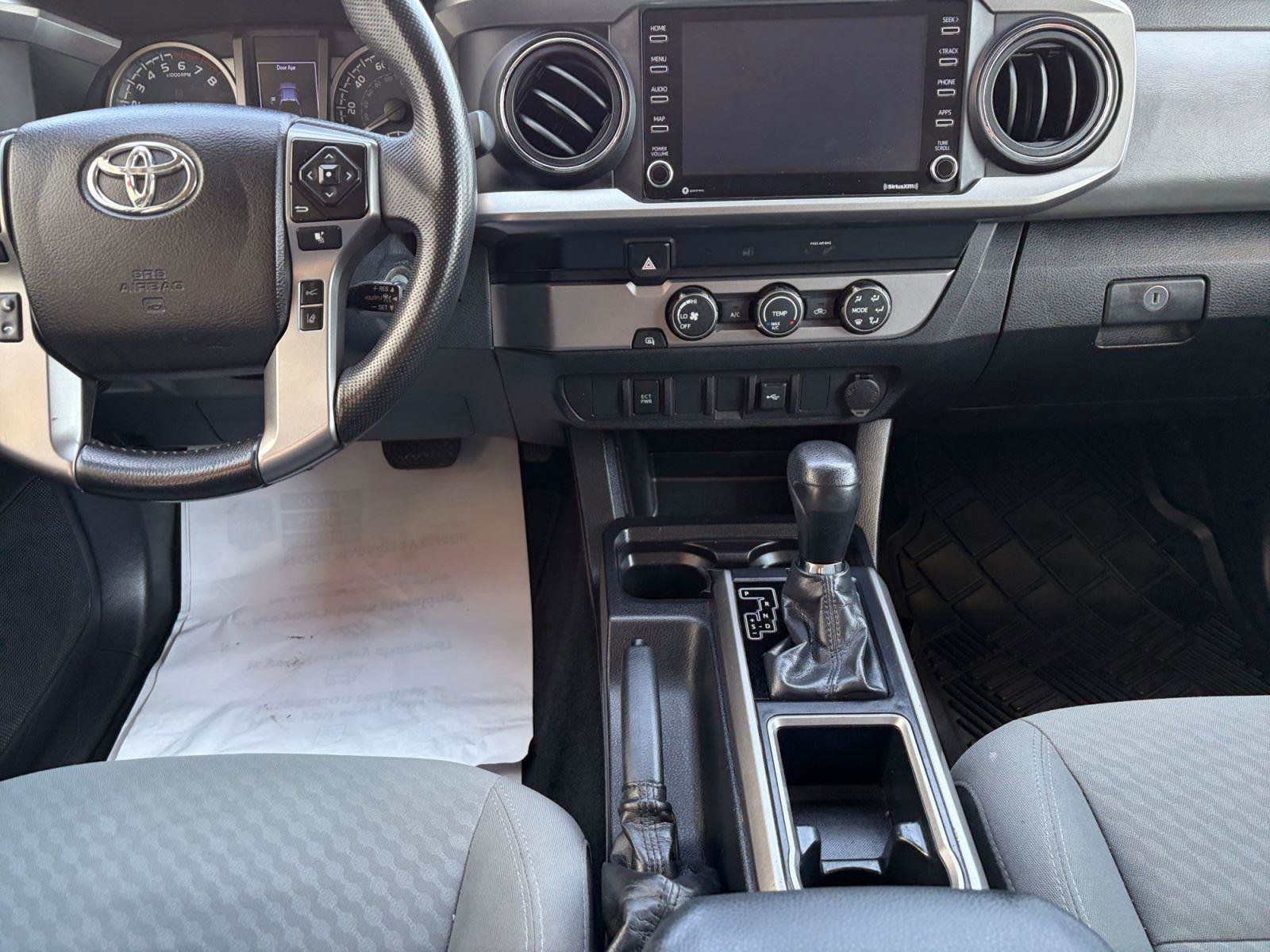 Used 2020 Toyota Tacoma SR5 w/ SR5 Appearance Package (SM) image 11