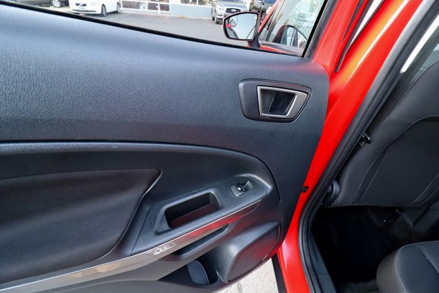 Used 2021 Ford EcoSport SE image 38