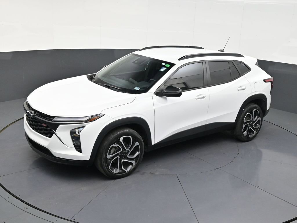 Used 2024 Chevrolet Trax RS image 12