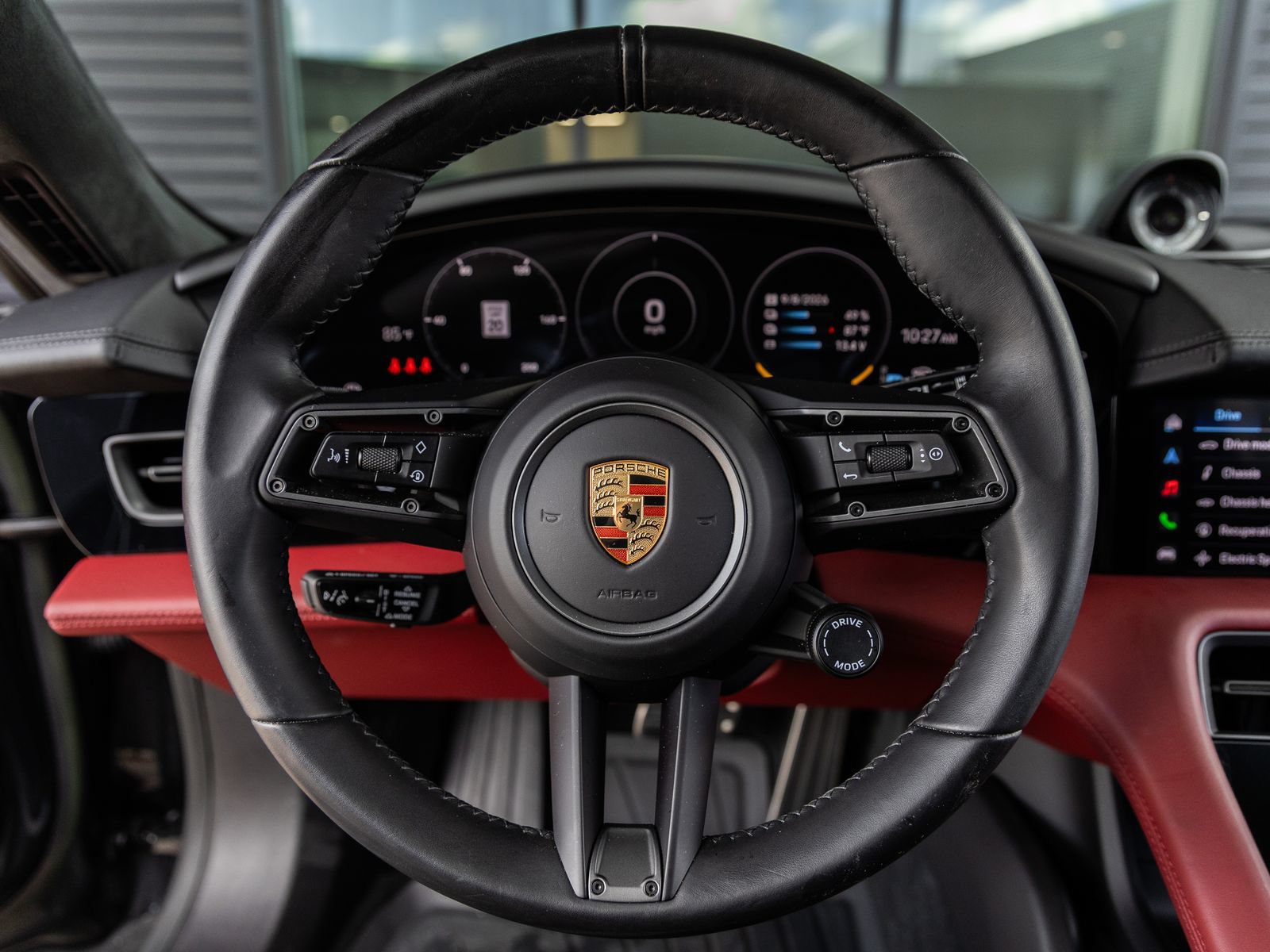 Certified 2023 Porsche Taycan Turbo S AWD/4WD image 31