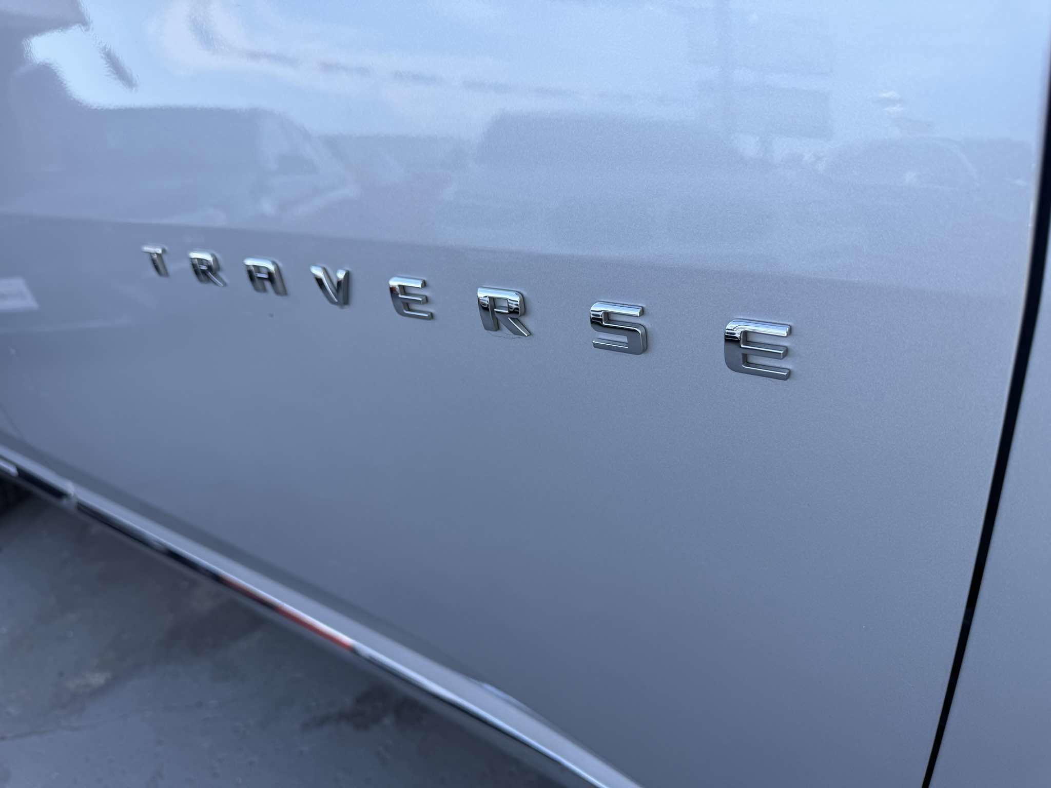 Used 2018 Chevrolet Traverse Premier image 36