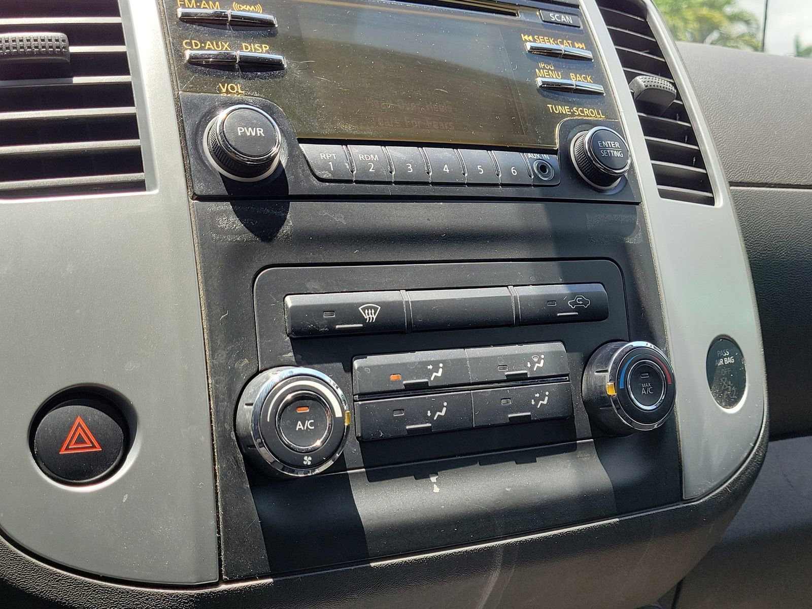 Used 2014 Nissan Frontier SV RWD image 26