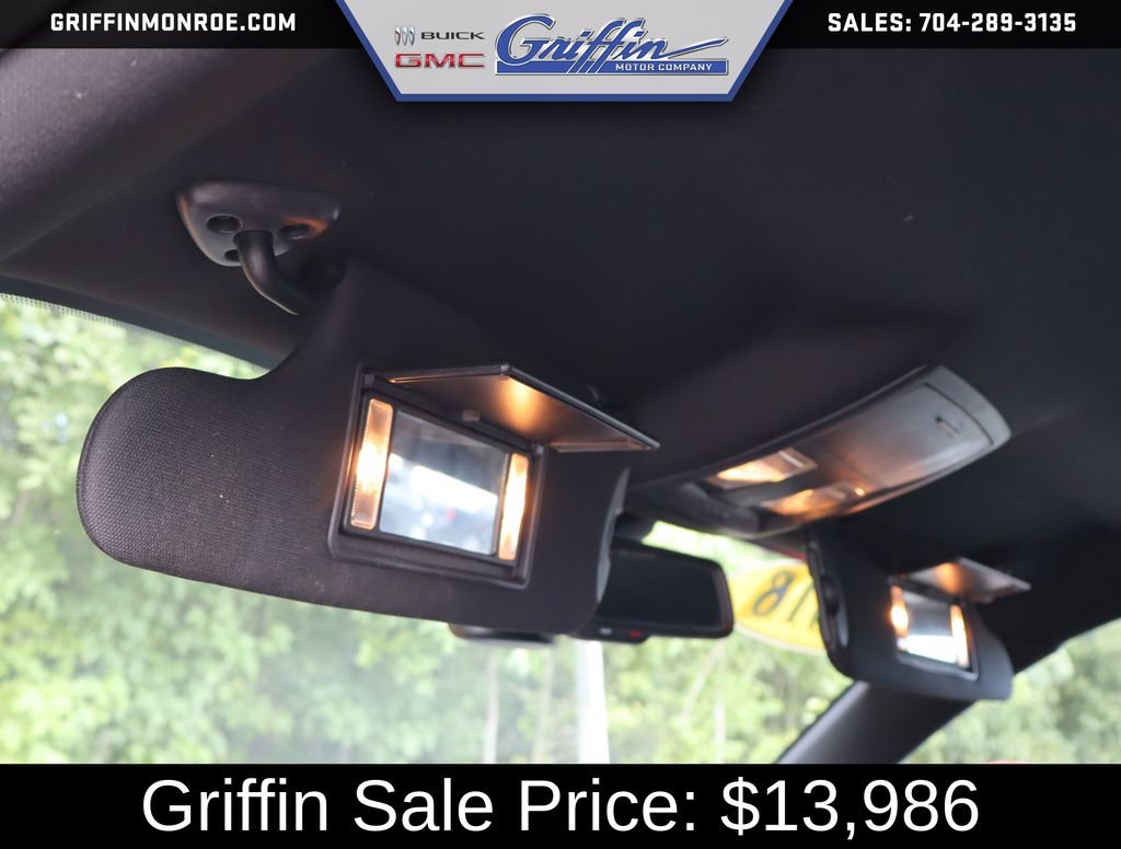 Used 2016 Dodge Challenger R/T Plus RWD image 28