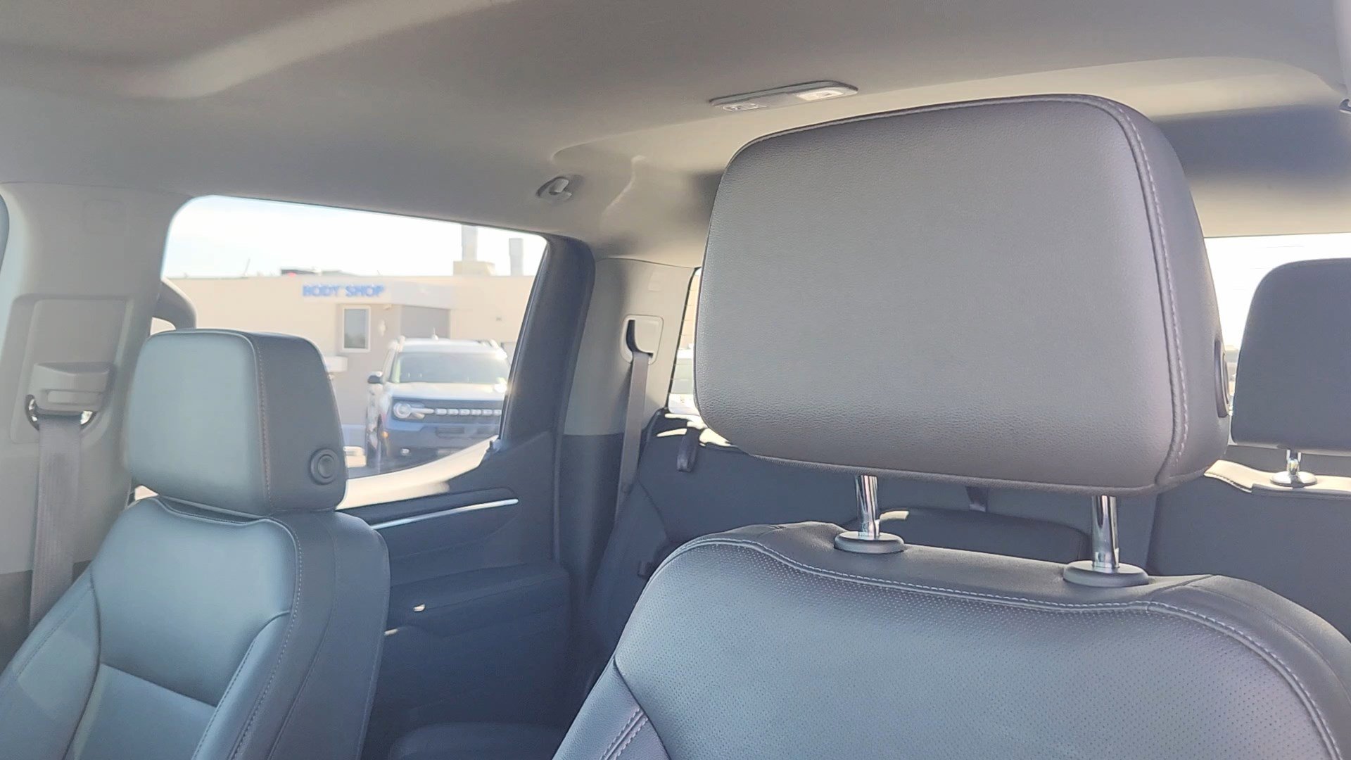 Used 2025 GMC Sierra 1500 SLT image 10