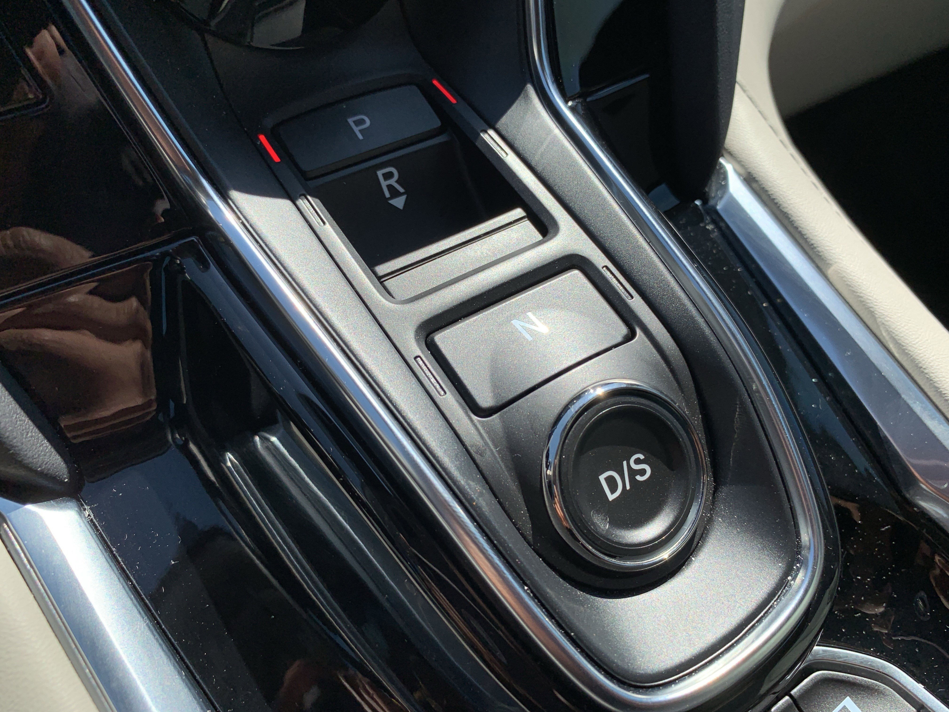 Used 2025 Acura RDX SH-AWD w/ Technology Package image 26