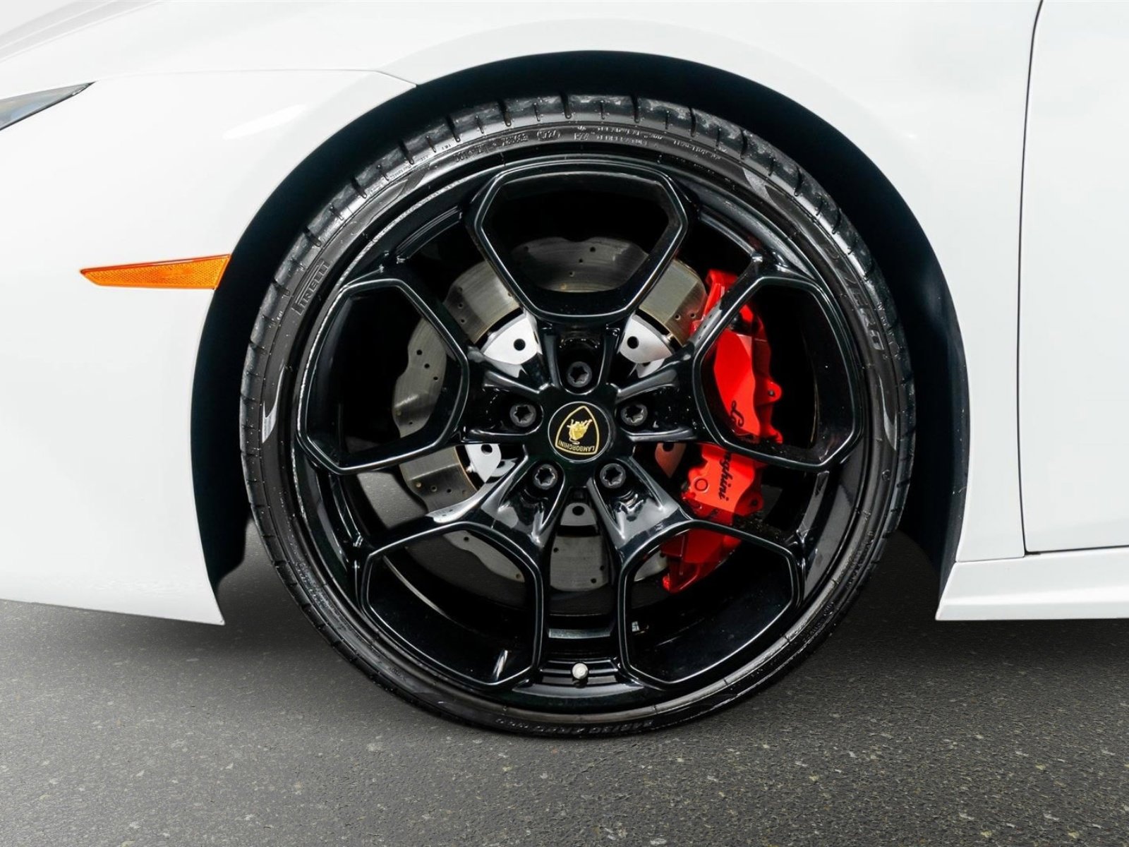 Used 2018 Lamborghini Huracan LP 580-2 image 21