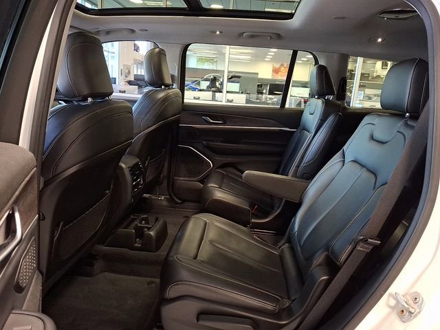 Used 2021 Jeep Grand Cherokee L Limited image 11