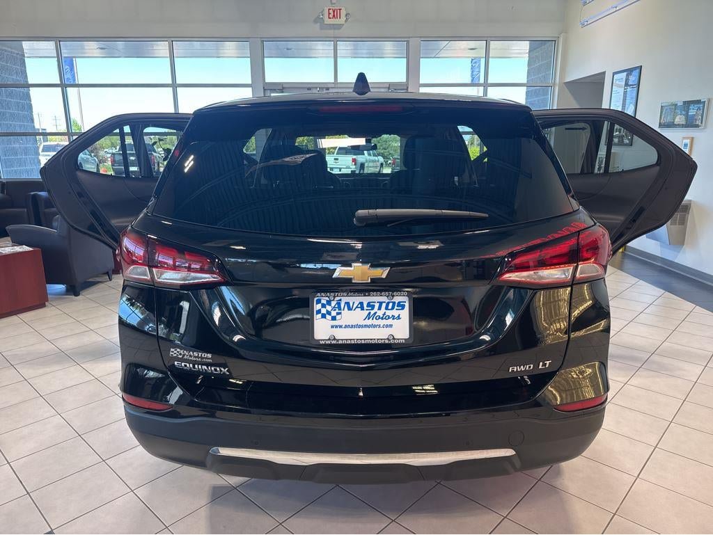 Used 2023 Chevrolet Equinox LT AWD/4WD image 11