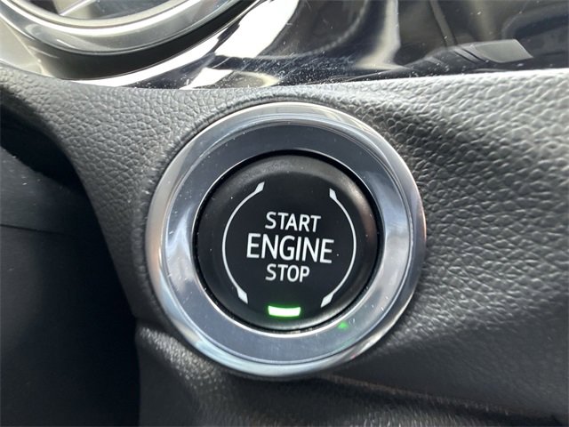 Used 2022 Buick Encore GX Select w/ Sport Touring Package image 16