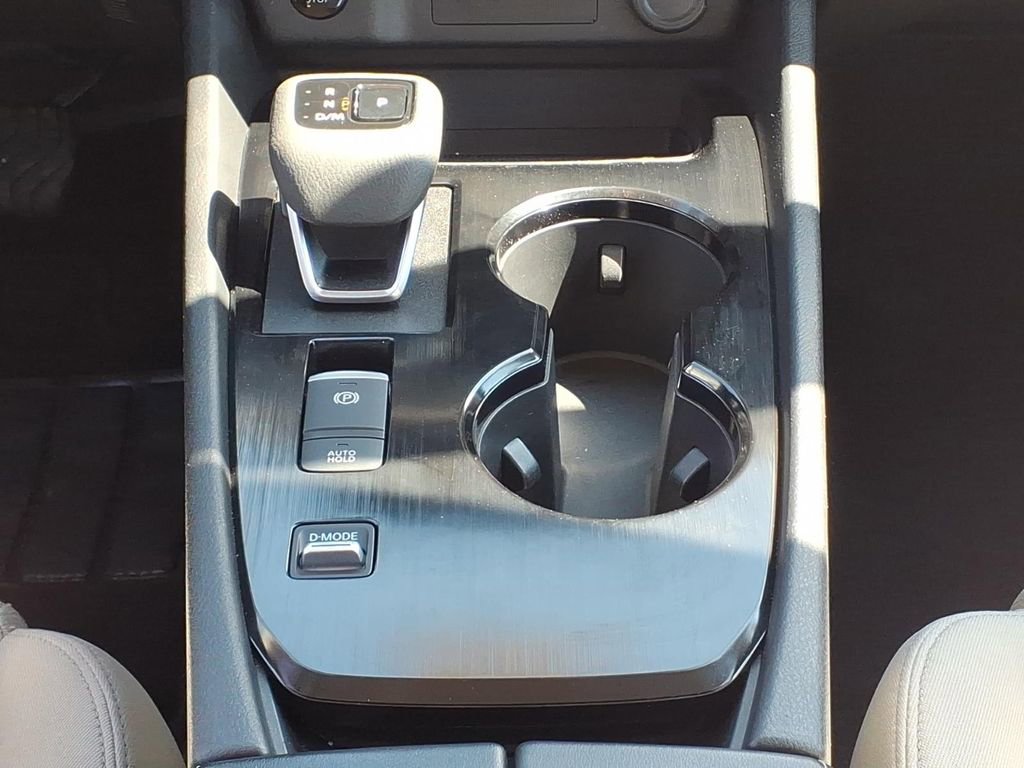 Used 2025 Nissan Rogue SV FWD image 20