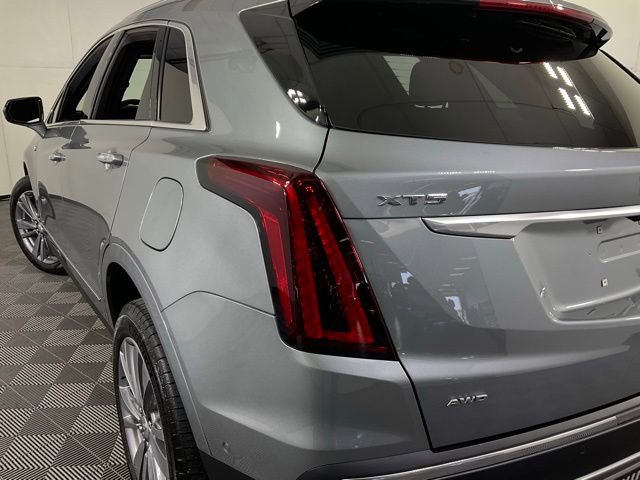 Used 2025 Cadillac XT5 Premium Luxury w/ Technology Package image 32