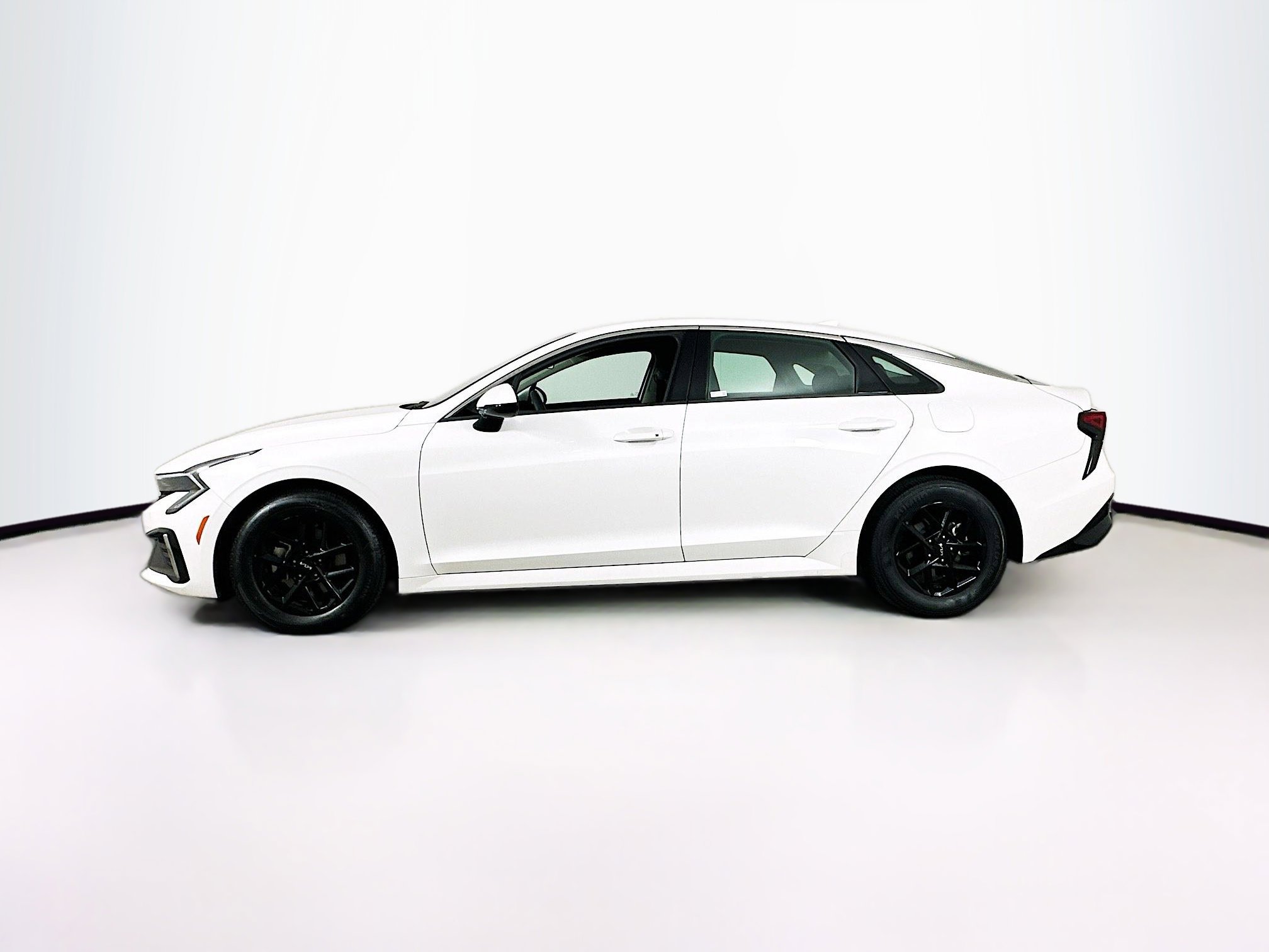 Used 2025 Kia K5 LXS image 4