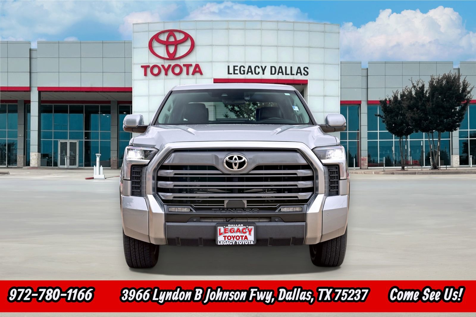 Used 2023 Toyota Tundra Limited w/ Power Package RWD image 5
