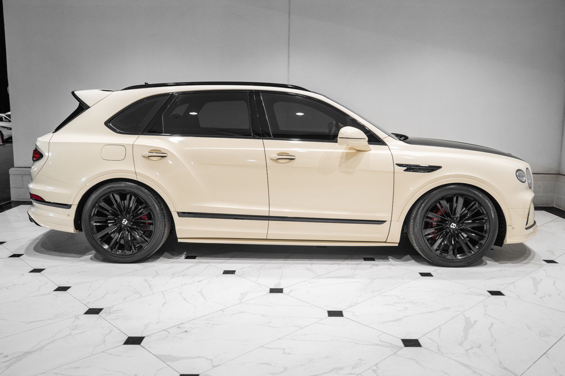 Used 2021 Bentley Bentayga Speed image 5