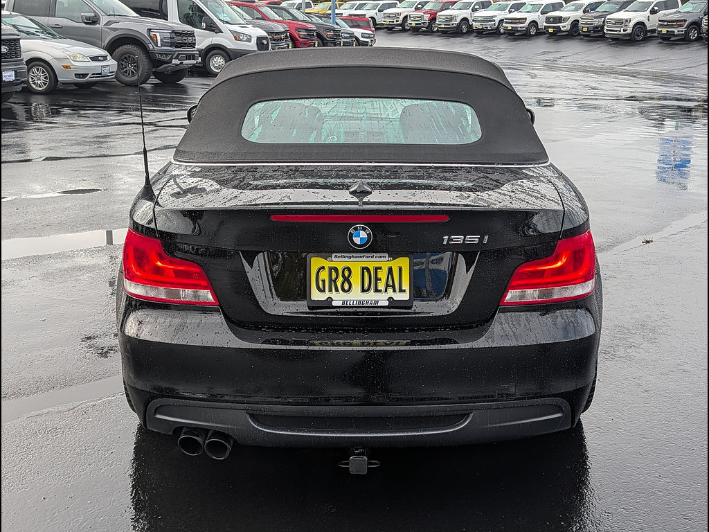 Used 2012 BMW 135i Convertible RWD image 6