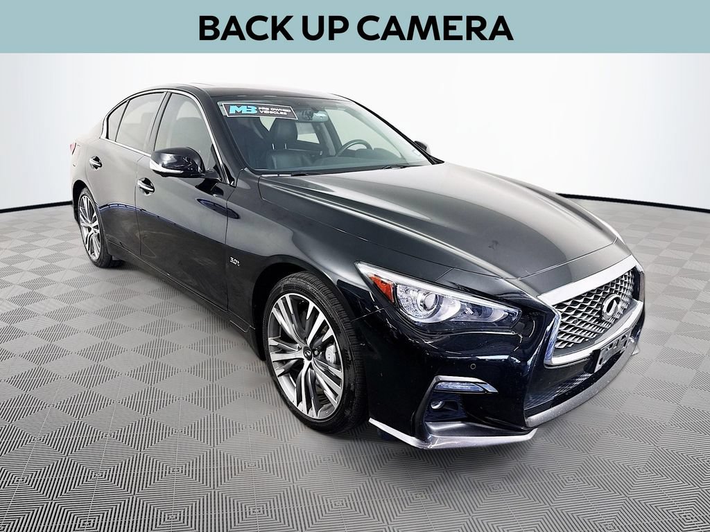 Used 2018 INFINITI Q50 Sport w/ Sensory Package (Sport) AWD/4WD image 3