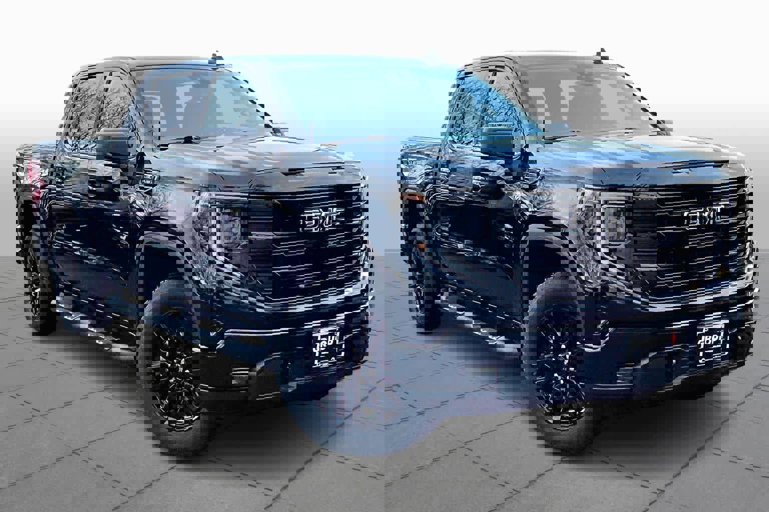 Used 2023 GMC Sierra 1500 Elevation image 3