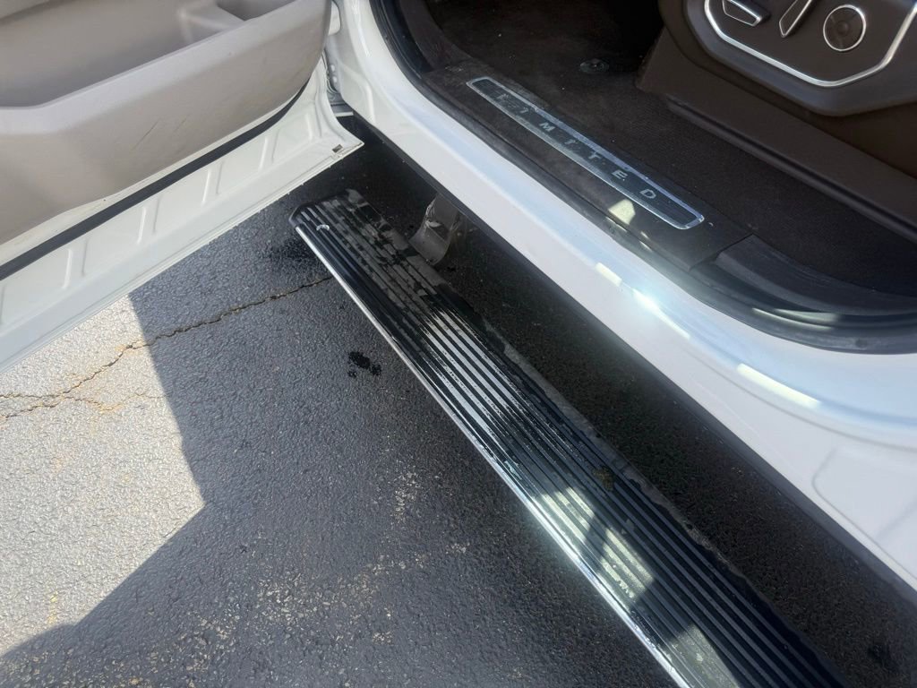 Used 2019 Ford F150 Limited AWD/4WD image 13