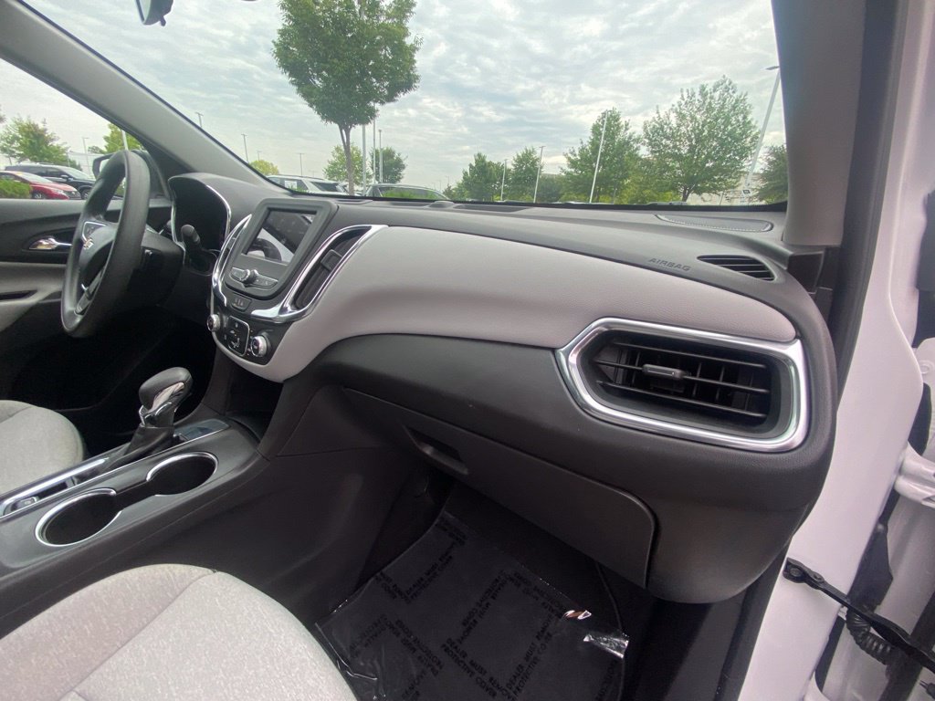 Used 2024 Chevrolet Equinox LS FWD image 39