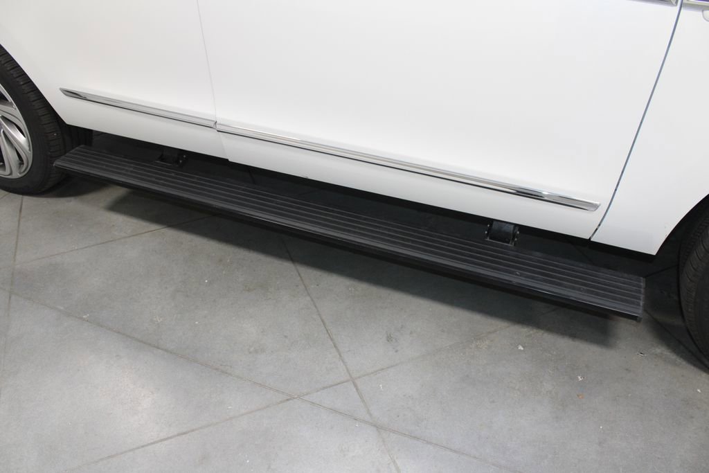 Used 2023 Lincoln Navigator Reserve image 12