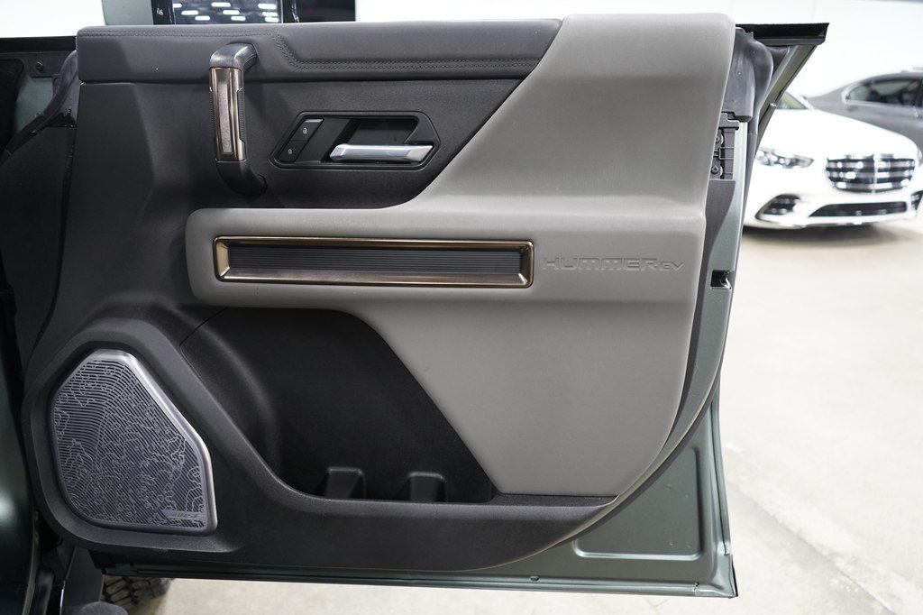 Used 2024 GMC Hummer EV 3X AWD/4WD image 33