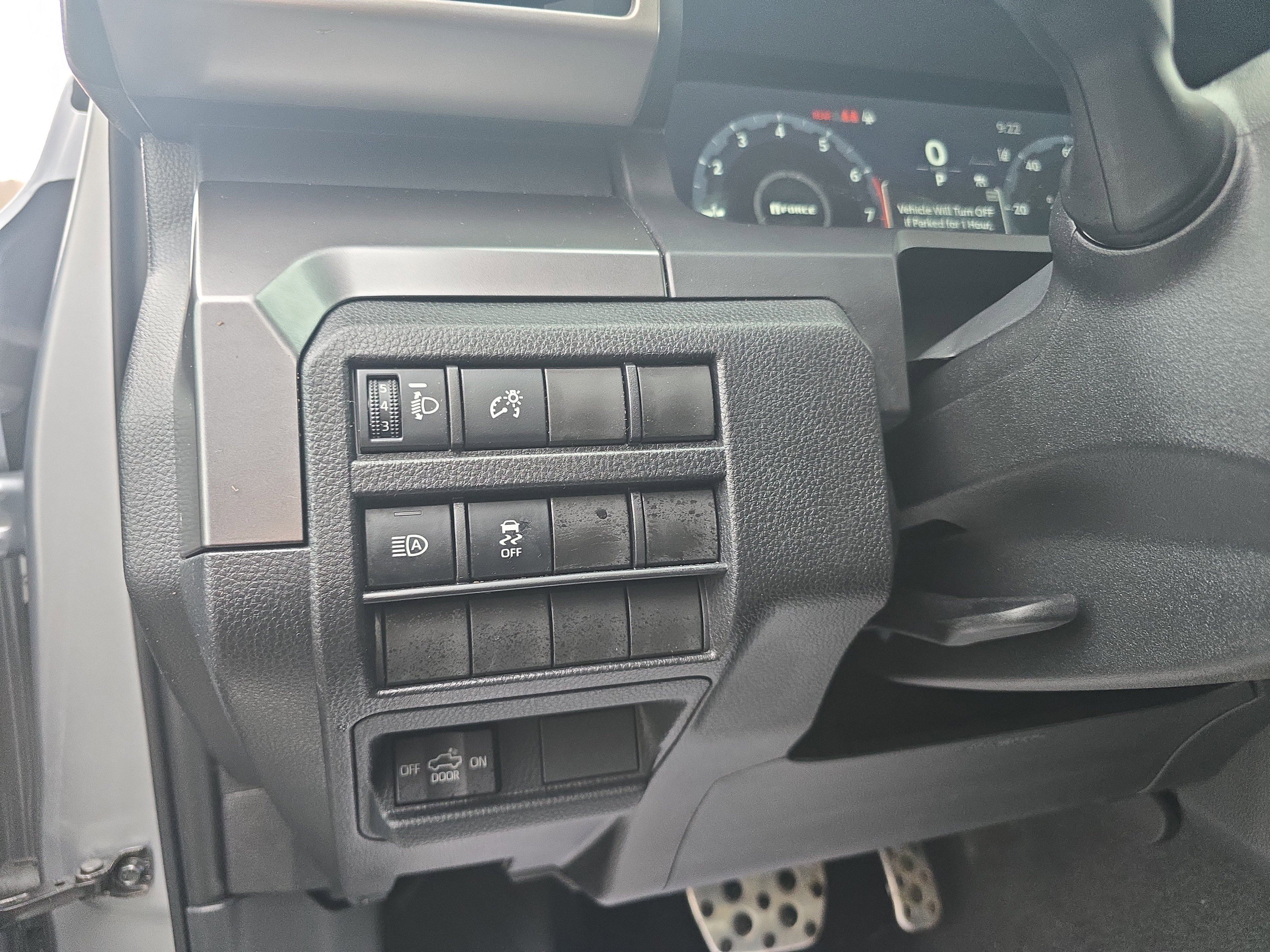 Used 2025 Toyota Tacoma TRD Sport image 17