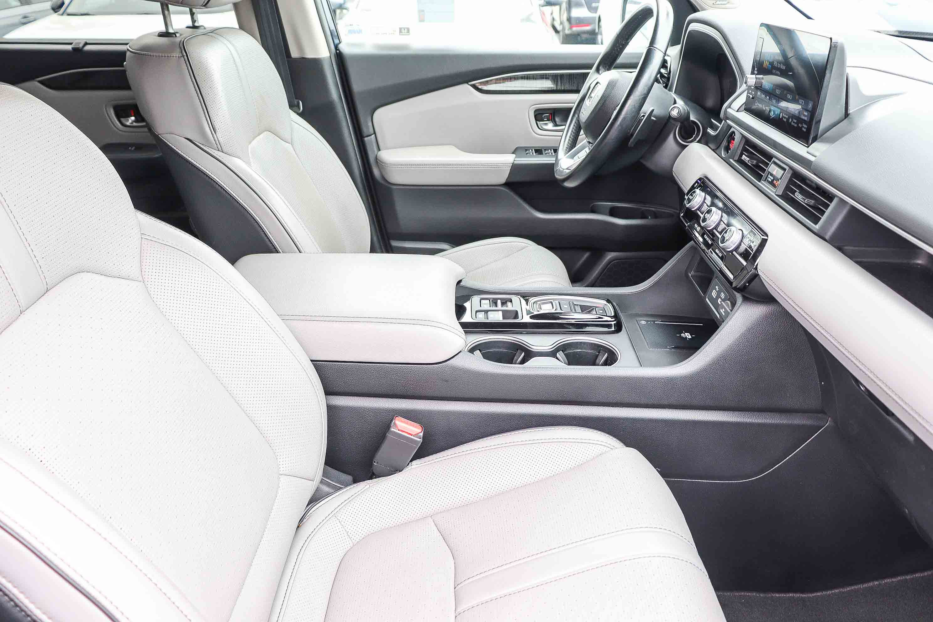 Certified 2023 Honda Pilot Elite image 19