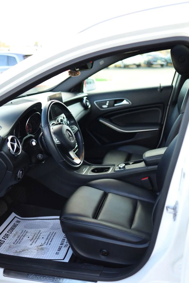 Used 2019 Mercedes-Benz GLA 250 image 16