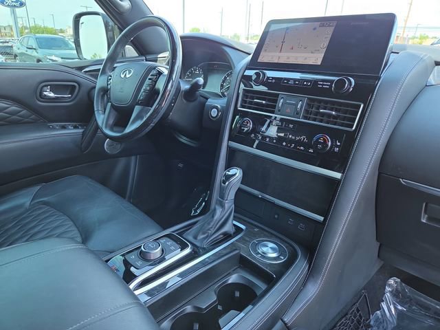 Used 2023 INFINITI QX80 Sensory w/ All-Season Package image 18