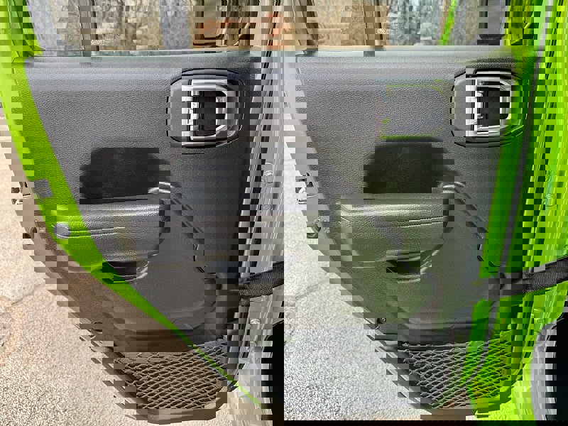 Used 2025 Jeep Wrangler Willys image 19