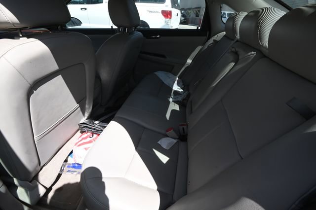 Used 2010 Chevrolet Impala LTZ FWD image 8