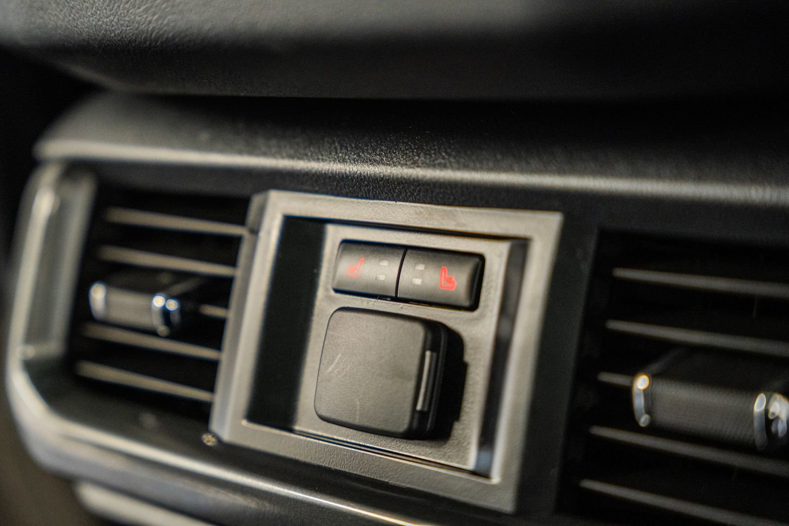 Certified 2023 Ford F150 Lariat w/ Equipment Group 502A High image 43