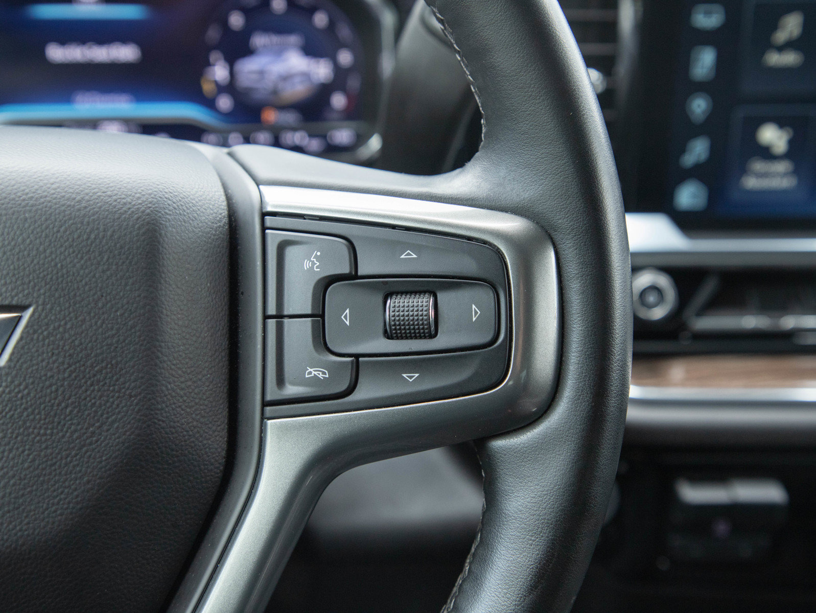 Used 2024 Chevrolet Silverado 1500 RST w/ Rally Edition AWD/4WD image 26