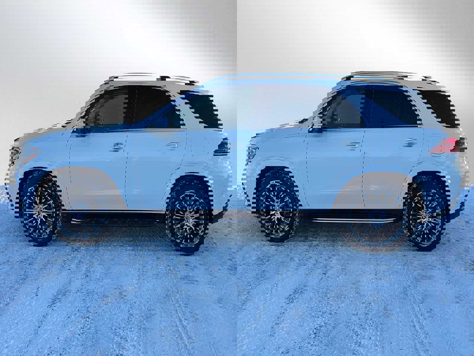 New 2026 Mercedes-Benz GLE 450e 4MATIC image 6