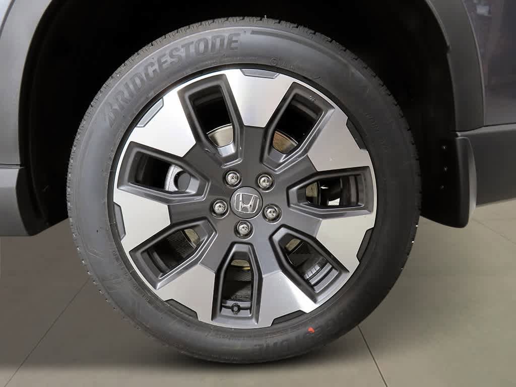 New 2026 Honda Pilot Touring image 9