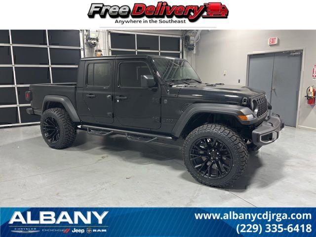 New 2026 Jeep Gladiator Sport