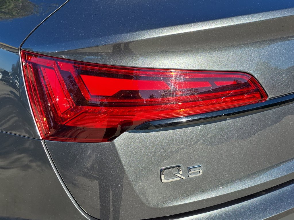 Used 2023 Audi Q5 2.0T Premium Plus AWD/4WD image 37
