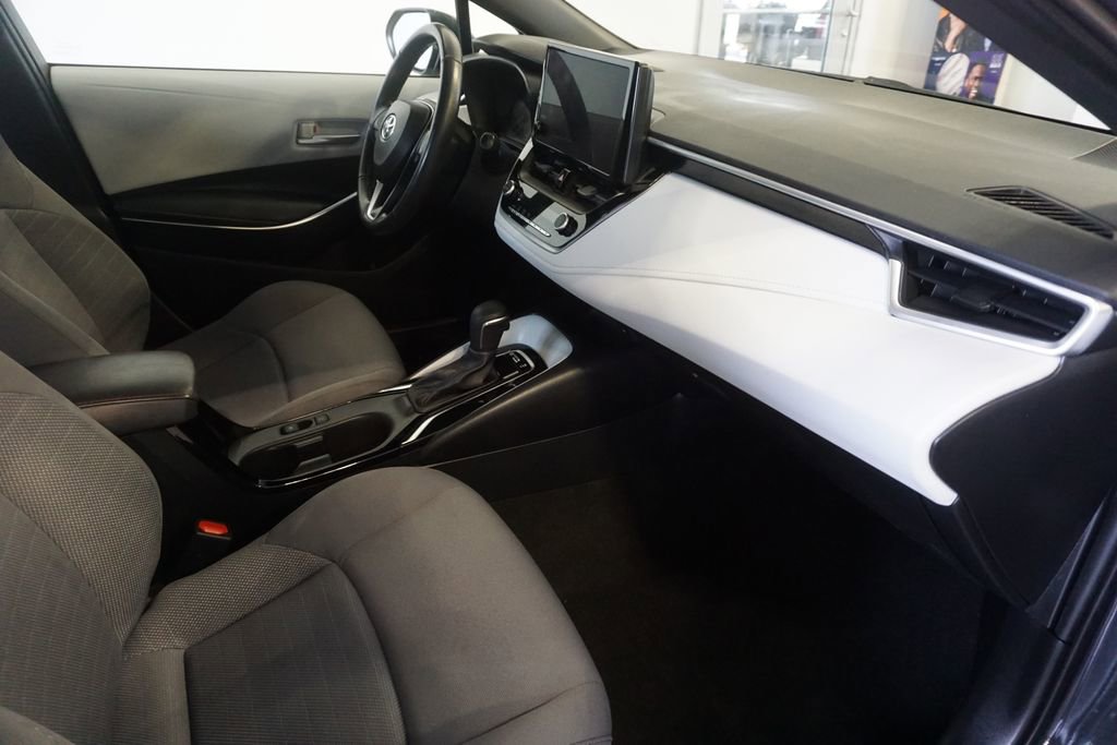 Used 2023 Toyota Corolla SE FWD image 23