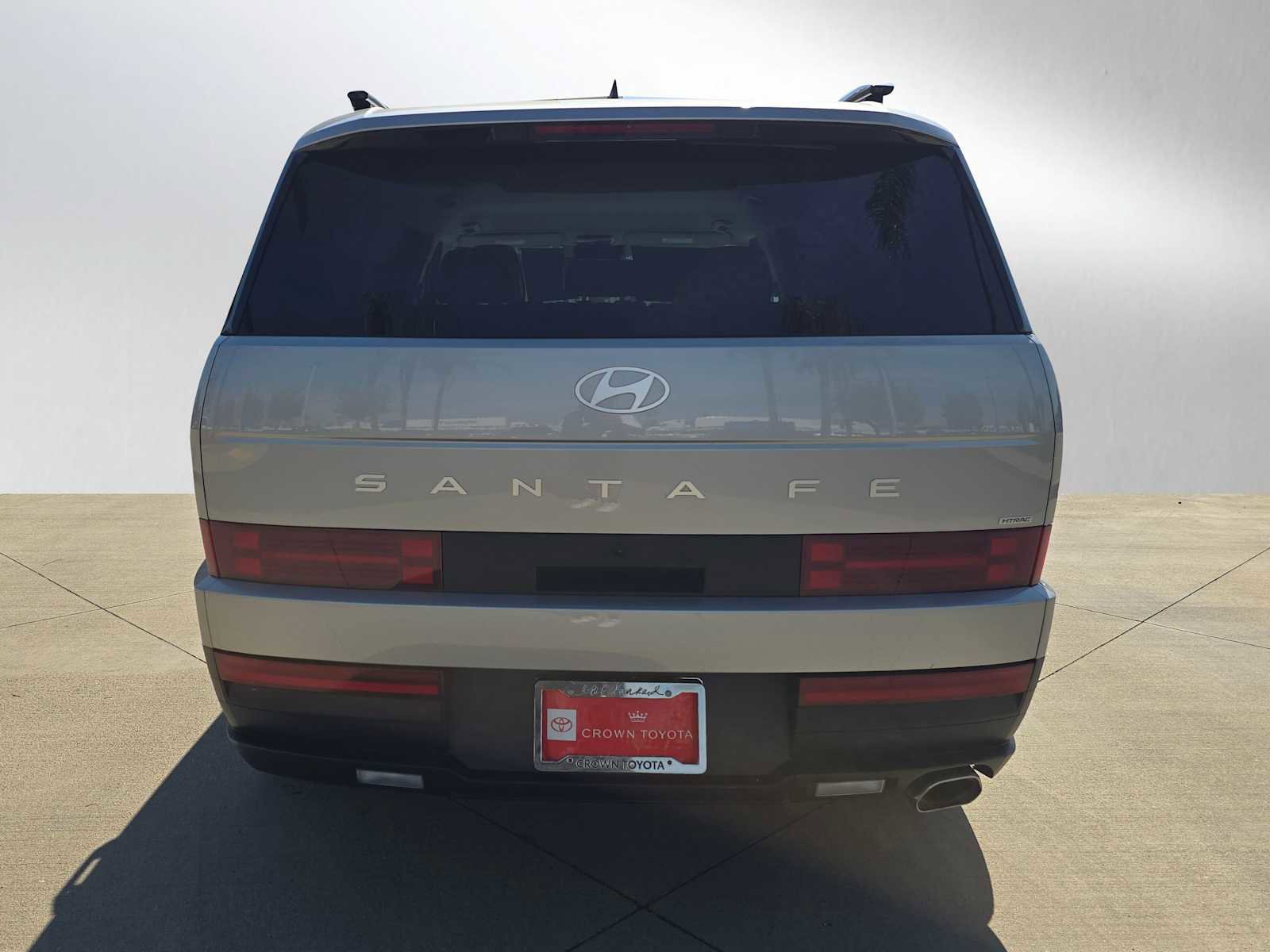 Used 2024 Hyundai Santa Fe SEL image 4