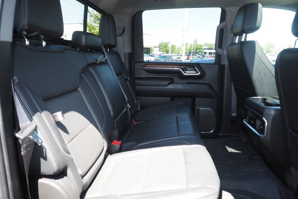 Used 2024 GMC Sierra 2500 Denali w/ Denali Reserve Package AWD/4WD image 19