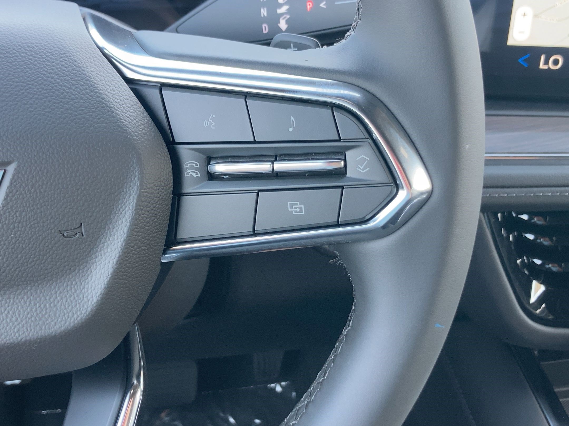 New 2026 Chevrolet Suburban LS image 23