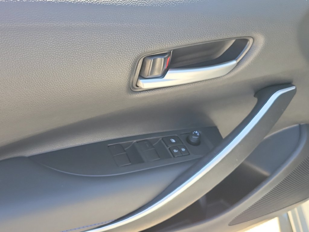 Used 2022 Toyota Corolla SE FWD image 20
