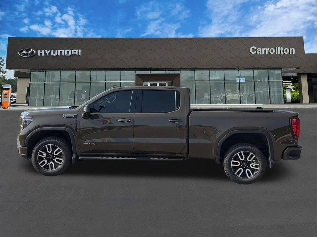 Used 2024 GMC Sierra 1500 AT4 w/ Technology Package AWD/4WD image 8