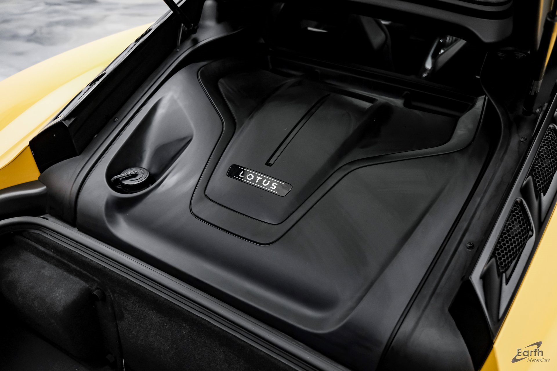 Used 2024 Lotus Emira First Edition image 87