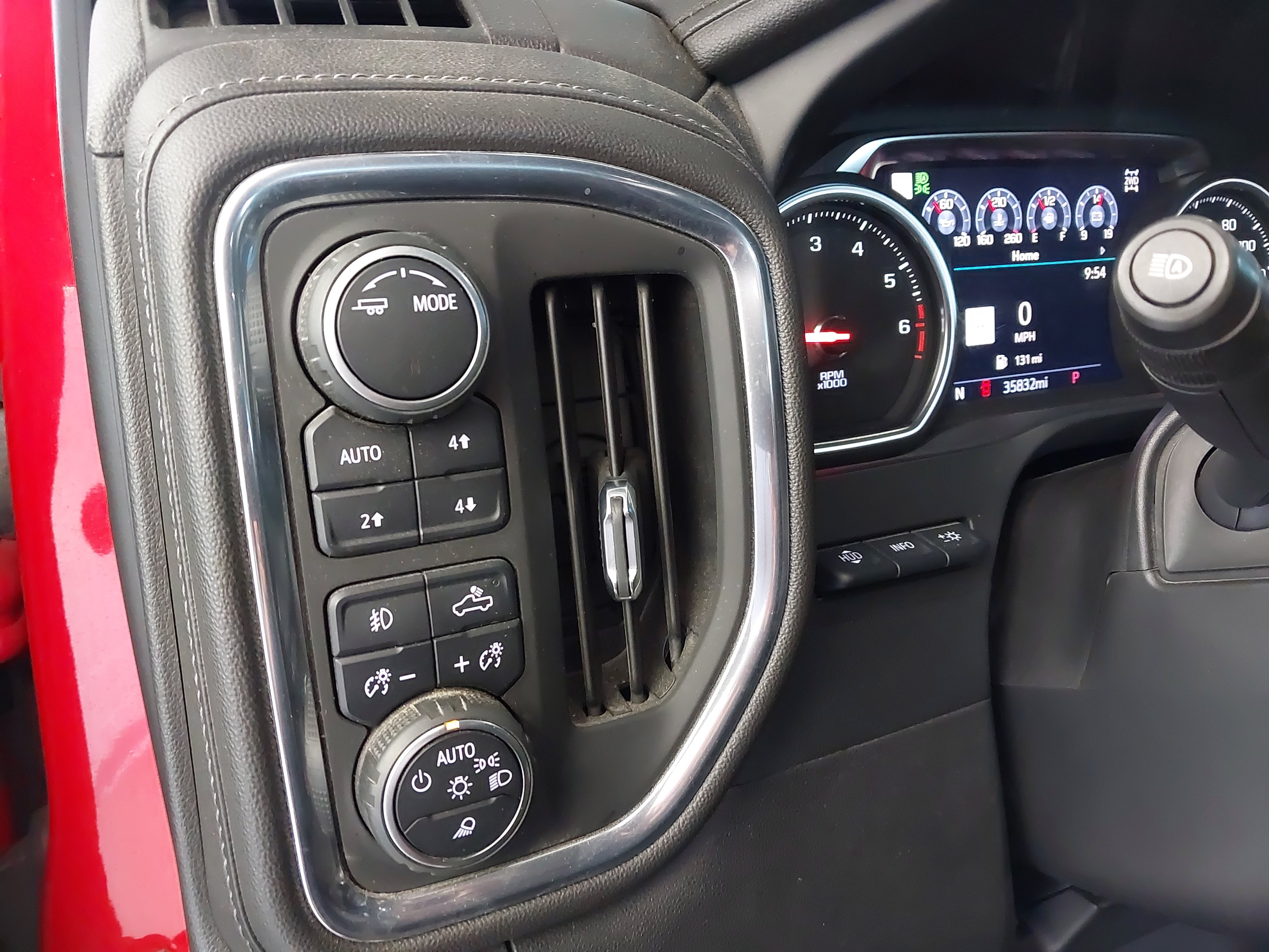 Used 2022 Chevrolet Silverado 2500 LTZ w/ LTZ Premium Package AWD/4WD image 24